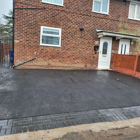 Spacious & Cosy Holiday Home In Manchester Bagian luar foto