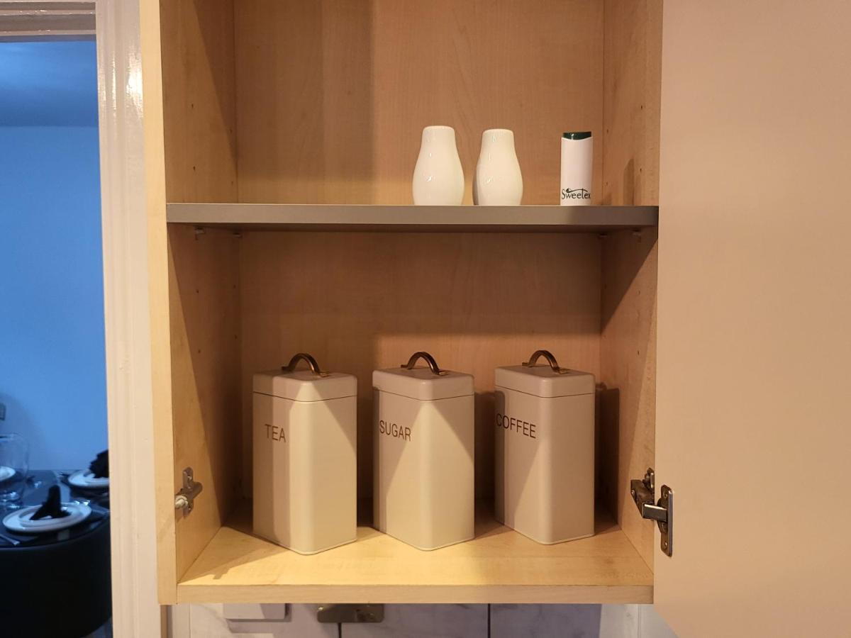 Spacious & Cosy Holiday Home In Manchester Bagian luar foto
