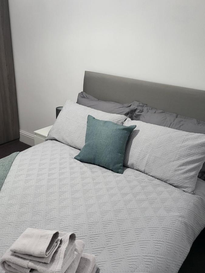 Spacious & Cosy Holiday Home In Manchester Bagian luar foto