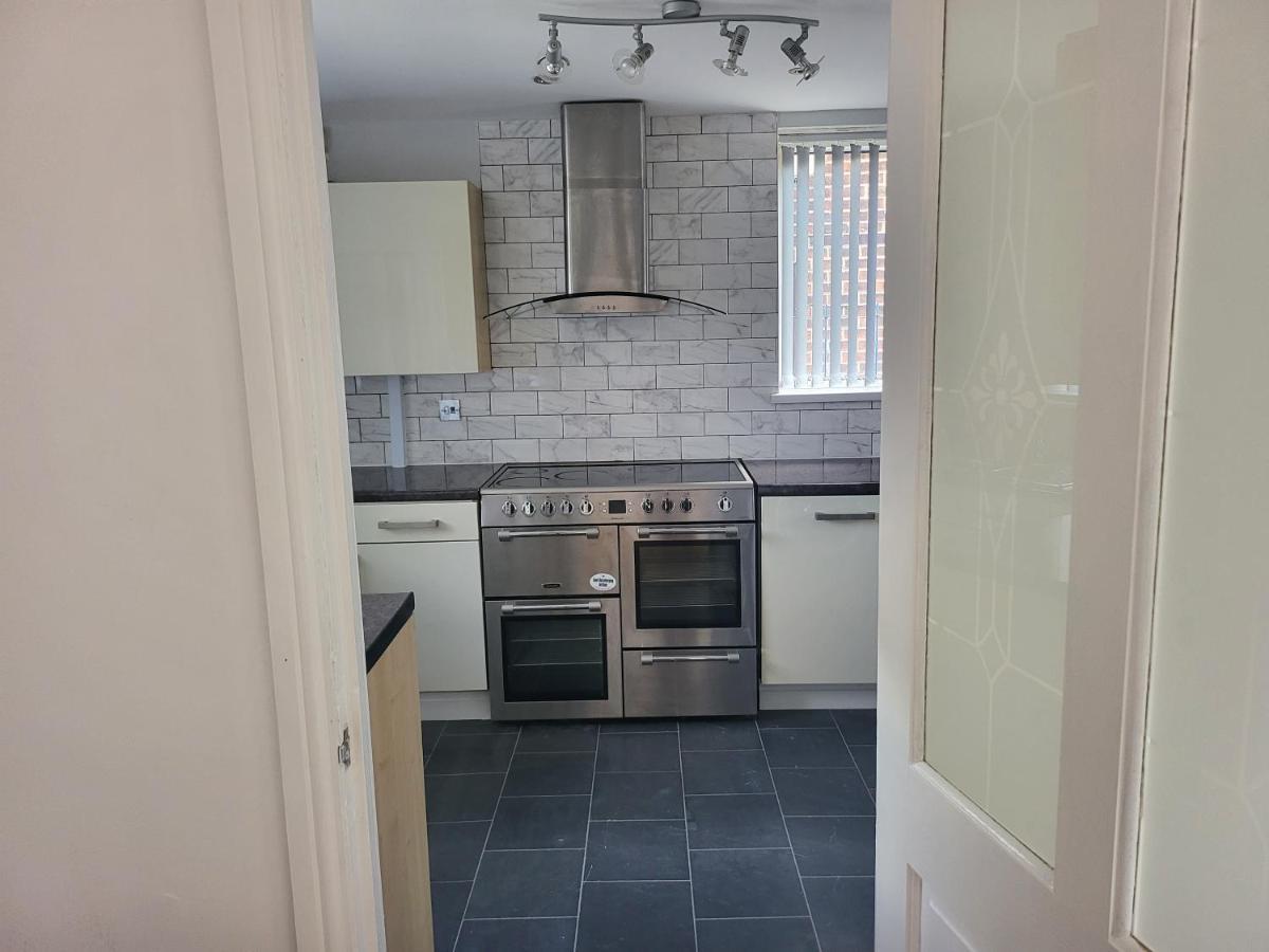 Spacious & Cosy Holiday Home In Manchester Bagian luar foto