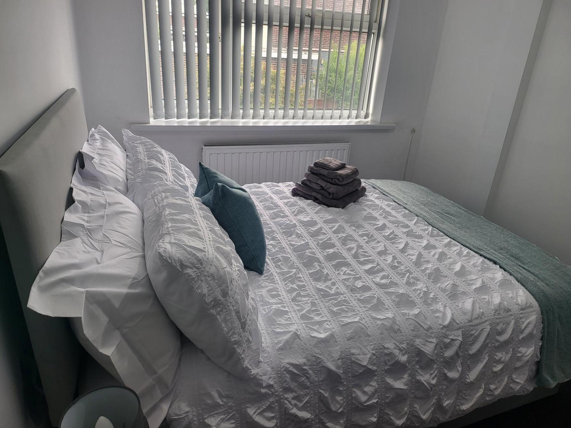 Spacious & Cosy Holiday Home In Manchester Bagian luar foto